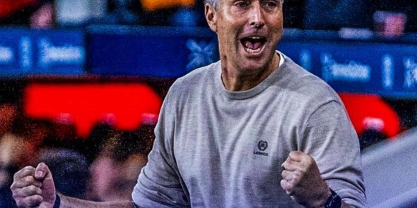 尴尬！滕哈赫执教勒沃库森未果，尤尔曼德率队3胜1平稳坐德甲榜首